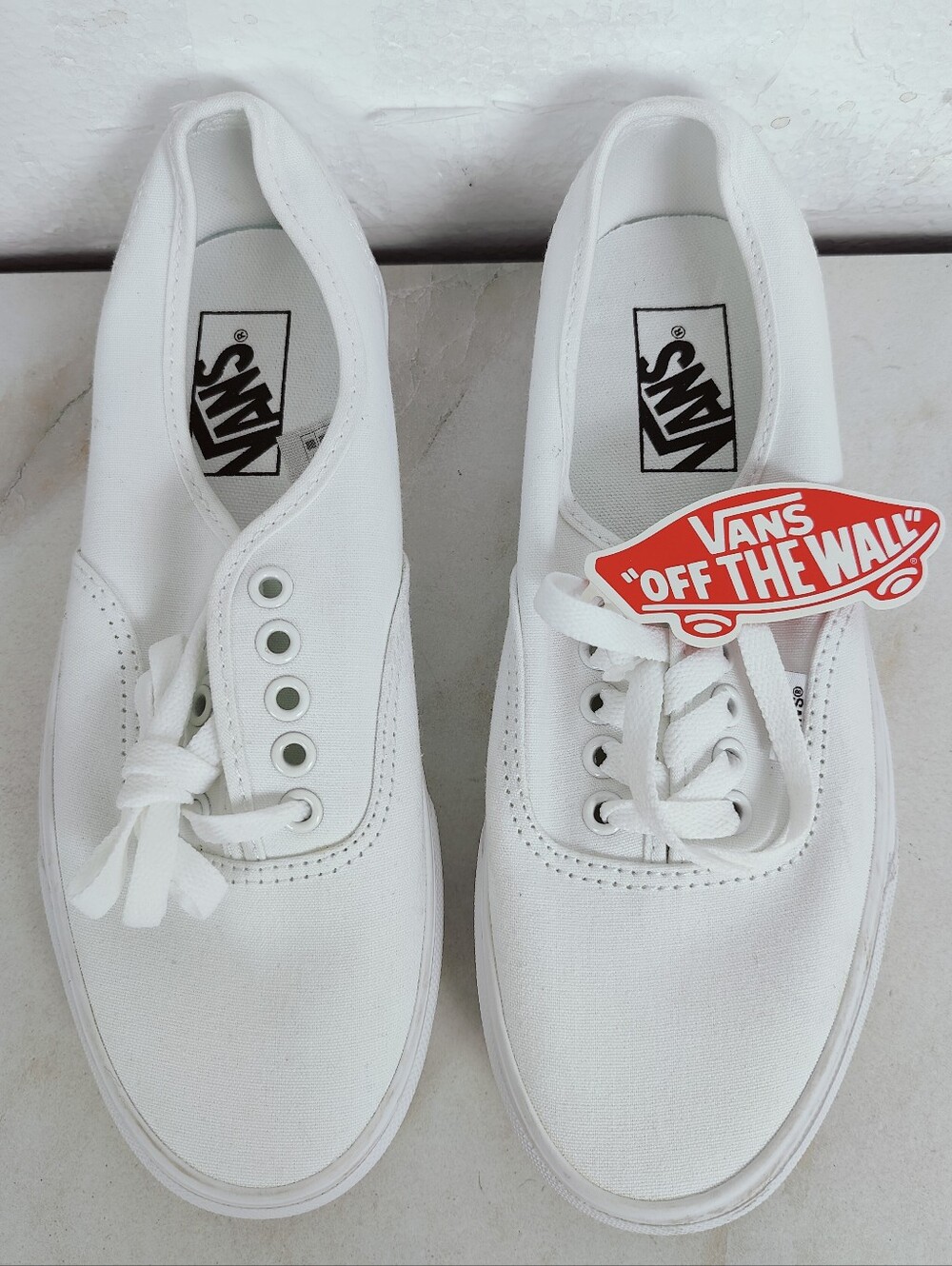NWT Vans Authentic White Canvas Low Sneakers, 6.5(M) 8(W)